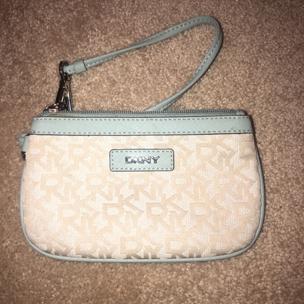 COPY - DKNY Wristlet